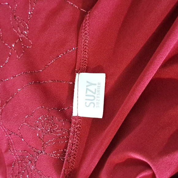 Suzy Shier Sparkly Red Top - Picture 6 of 7